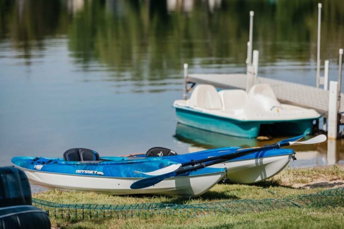 zpedal boat